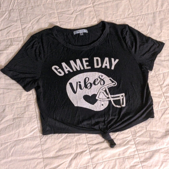 Game Day Vibes women's crop top - Picture 2 of 3